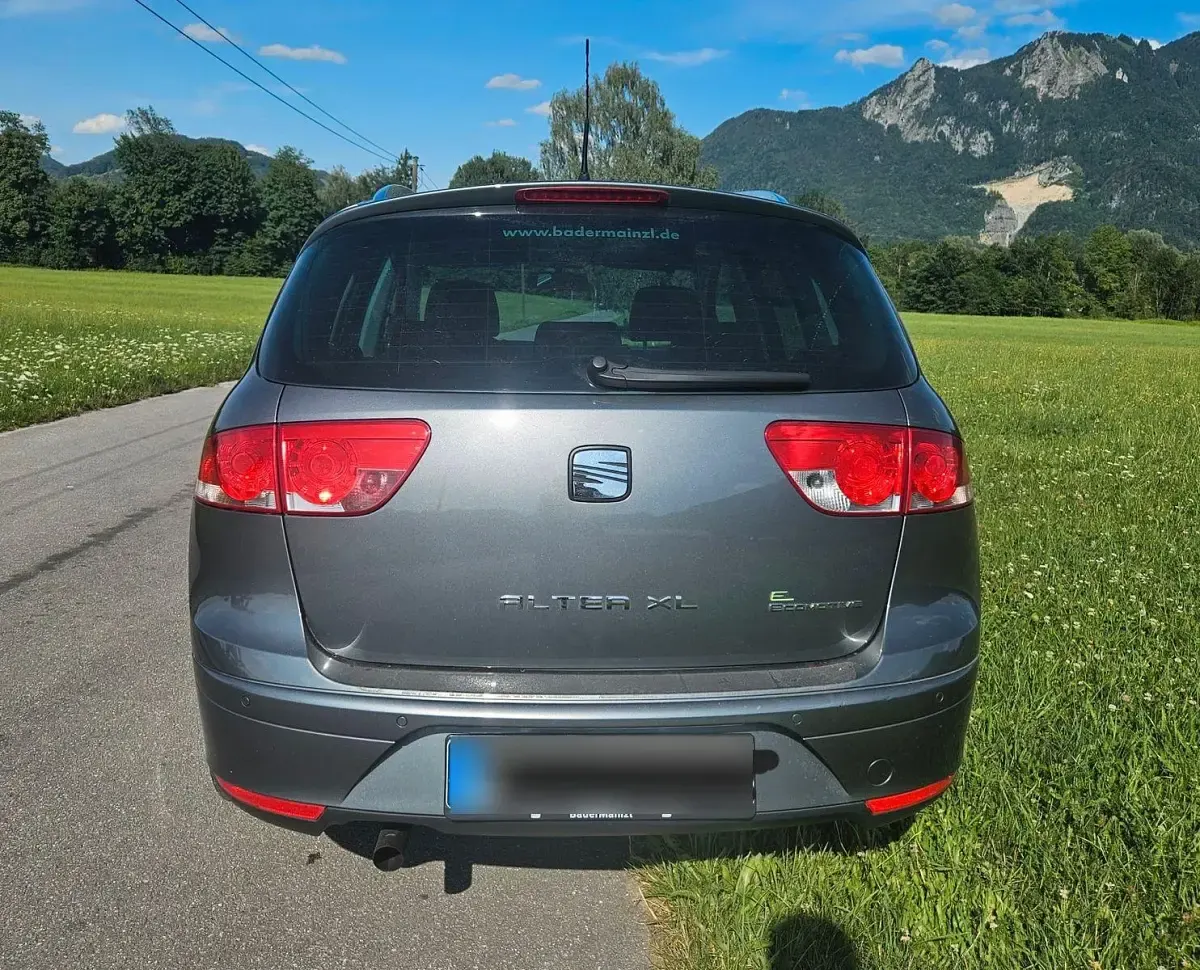 Gebraucht Seat Altea XL Style 105 PS (77 kW) 2012 Grau Van / Kleinbus