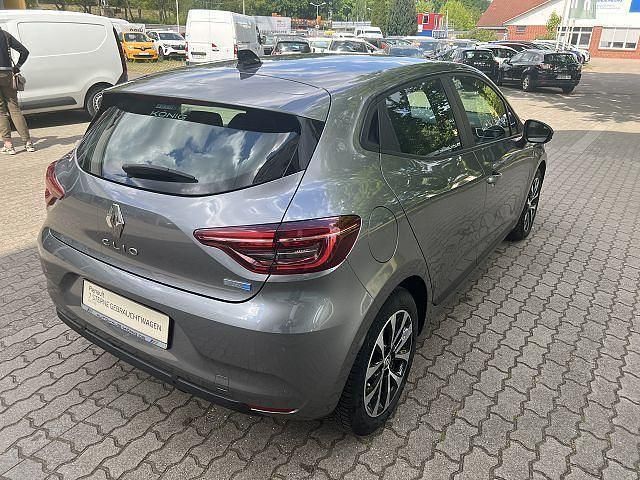 Gebraucht Renault Clio Equilibre 94 PS (69 kW) 2023 Schiefergrau Kleinwagen