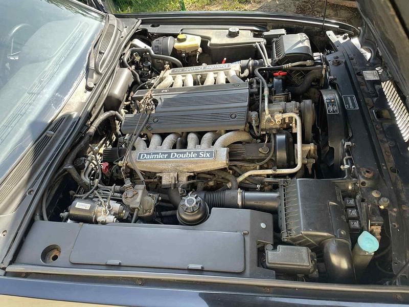 Second-hand Jaguar X300 1995 Negru Berlinǎ