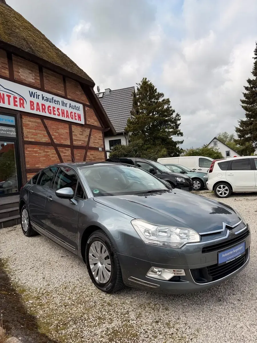 Gebraucht Citroën C5 Tendance 156 PS (114 kW) 2011 Grau Limousine