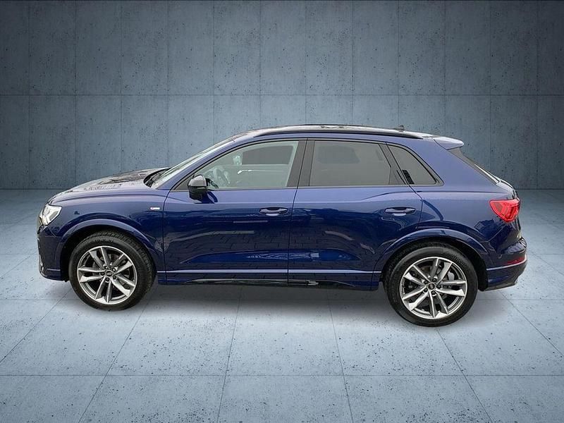 Gebraucht Audi Q3 S-Line 150 PS (110 kW) 2023 Navarrablau metallic SUV