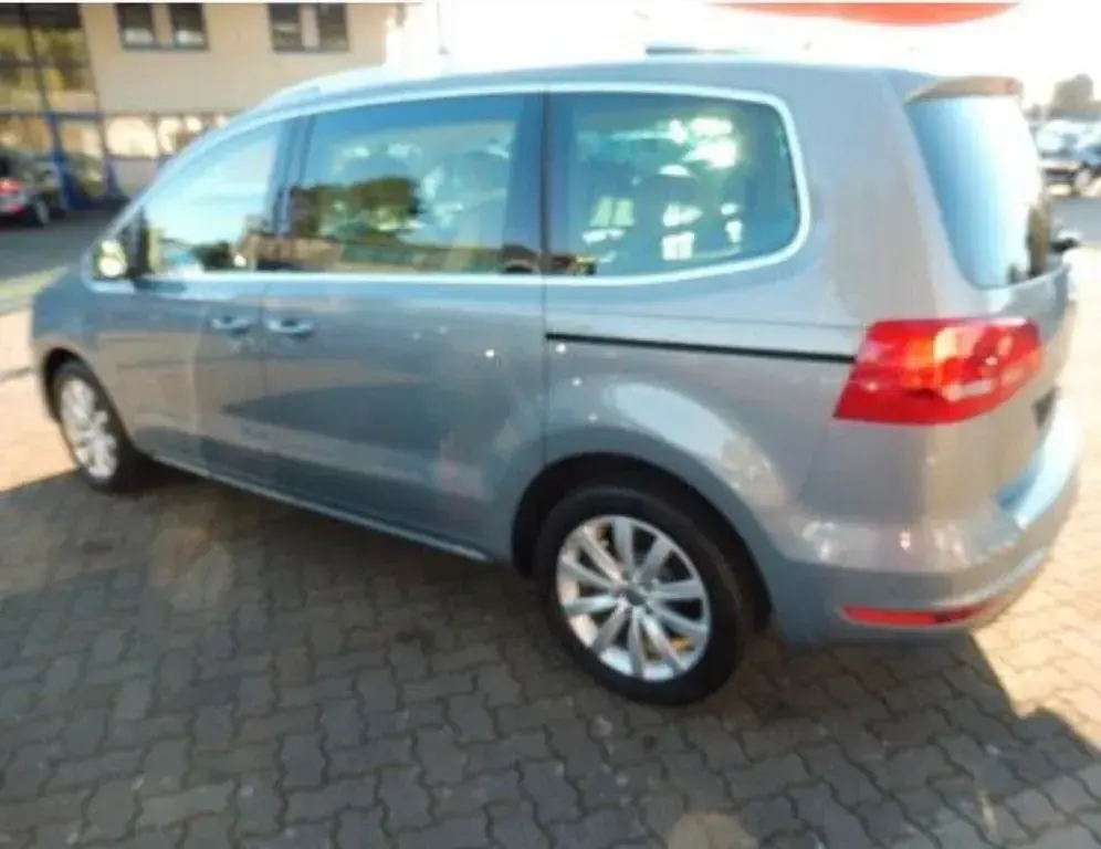 Gebraucht VW Sharan Highline 140 PS (102 kW) 2015 Grau Van / Kleinbus