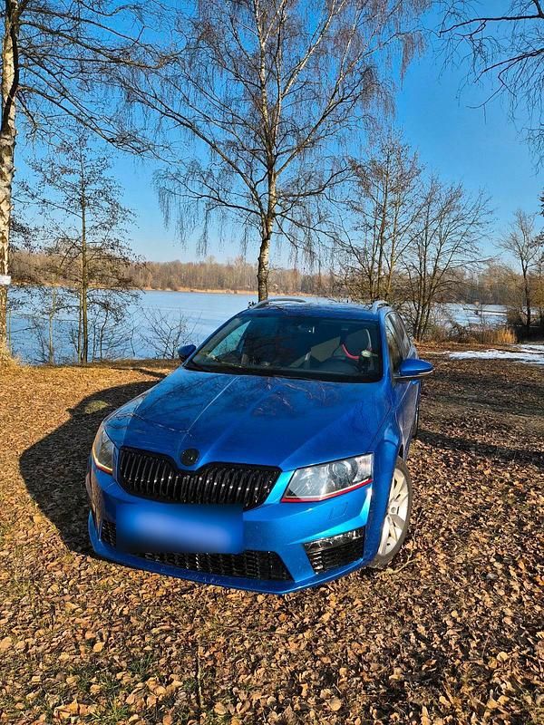 Second-hand Skoda Octavia vRS 185 CP (136 kW) 2013 Albastru Break