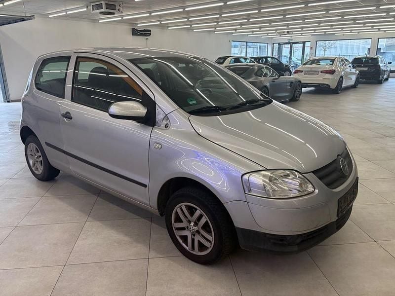 Gebraucht VW Fox Basis 75 PS (55 kW) 2007 Silber Kleinwagen