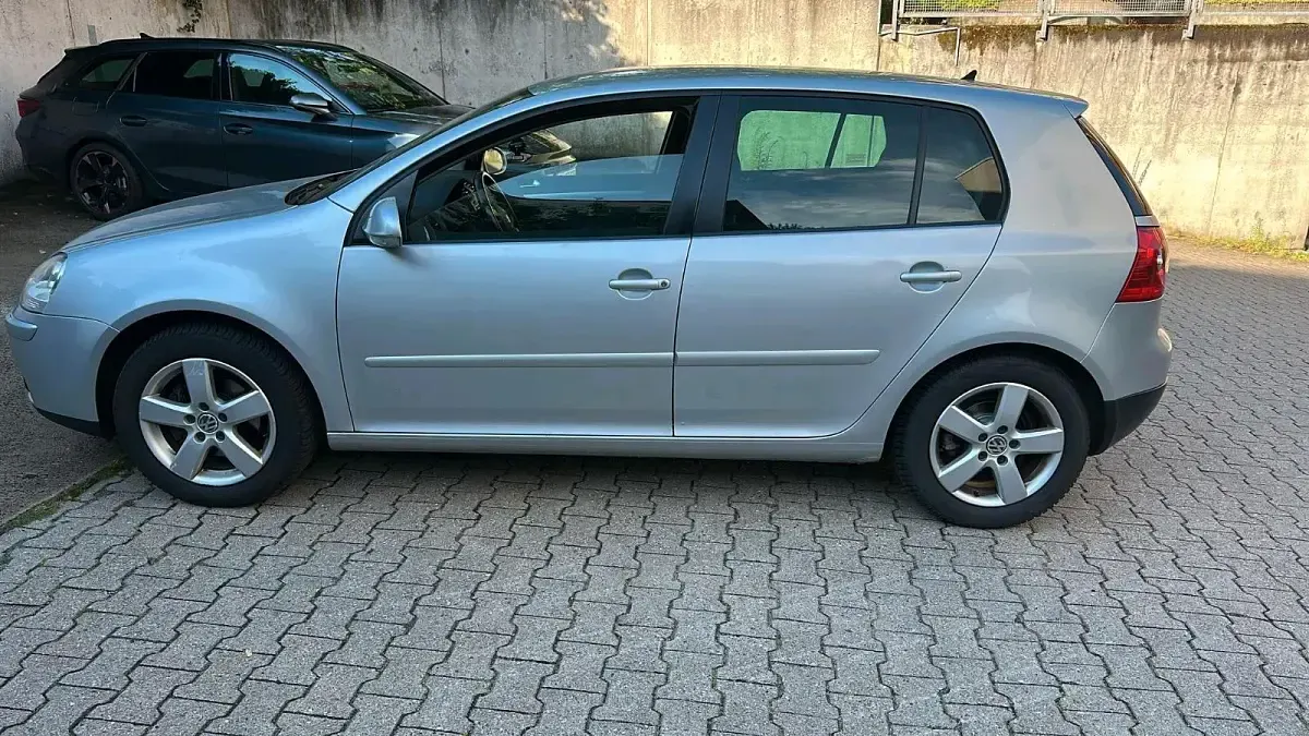 Gebraucht VW Golf VI 122 PS (89 kW) 2008 Silber Kleinwagen