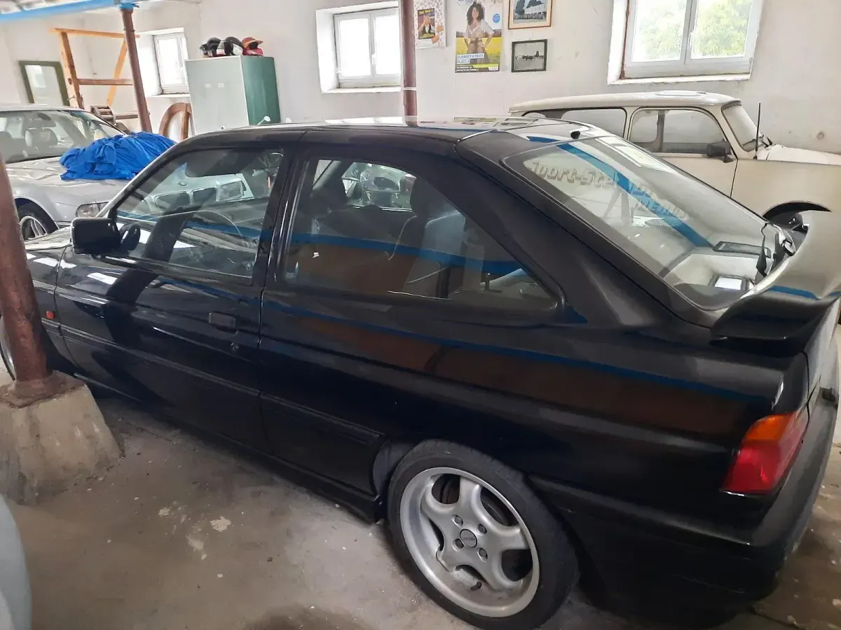 Gebraucht Ford Escort RS 150 PS (110 kW) 1992 Schwarz Coupé