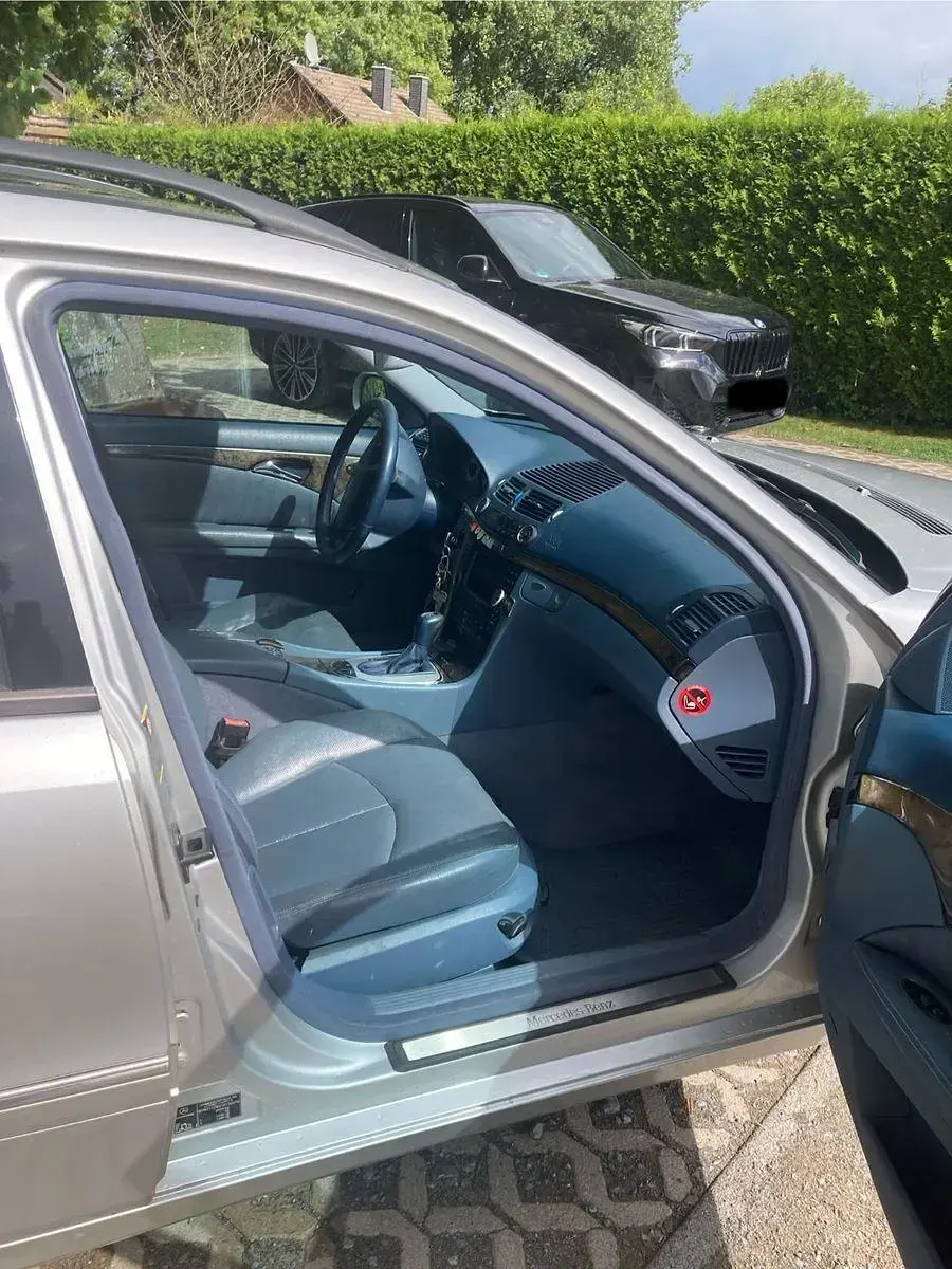 Gebraucht Mercedes E500 Avantgarde 306 PS (225 kW) 2003 Silber Kombi