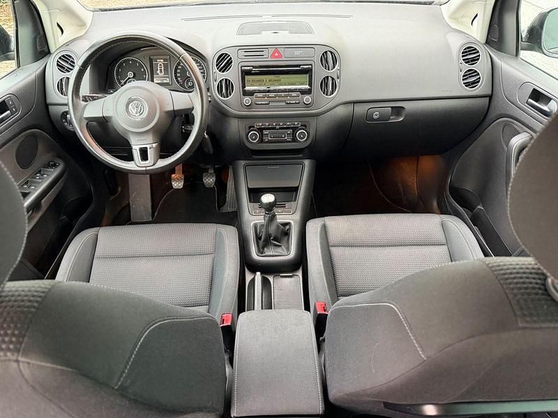 Gebraucht VW Golf VI Team 80 PS (58 kW) 2010 Schwarz Kleinwagen