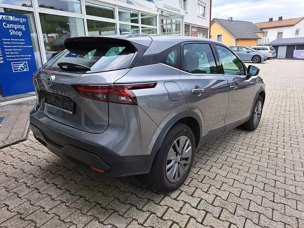 Gebraucht Nissan Qashqai Visia 140 PS (102 kW) 2022 Grau SUV
