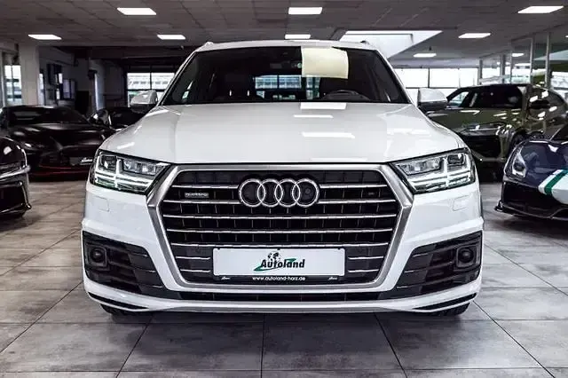 Usata Audi Q7 Design 272 CV (200 kW) 2015 Bianco SUV