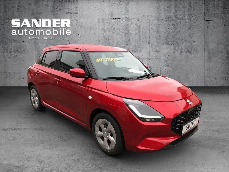 Neu Suzuki Swift Comfort 83 PS (61 kW) 2026 Rot Kleinwagen