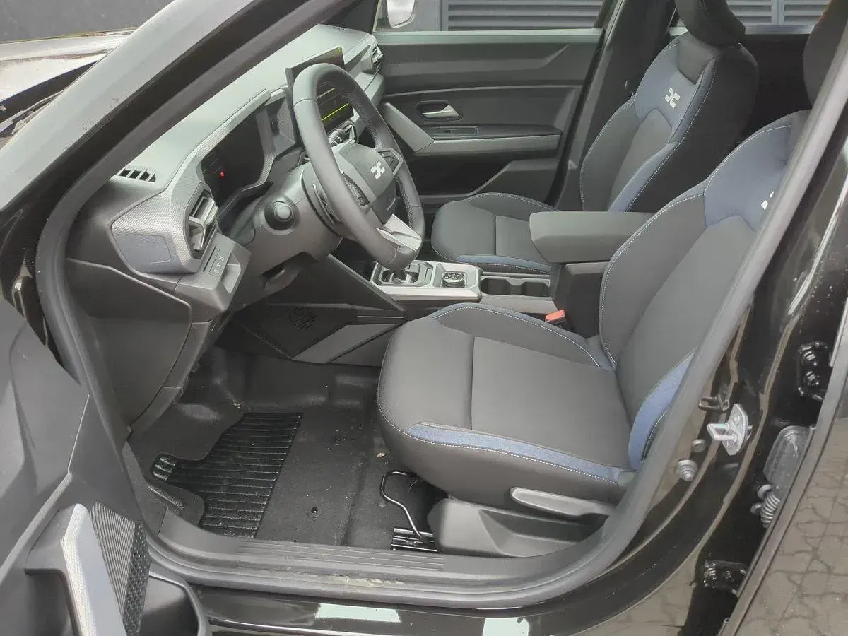 Neu Dacia Duster Expression 2026 Perlmuttschwarz SUV
