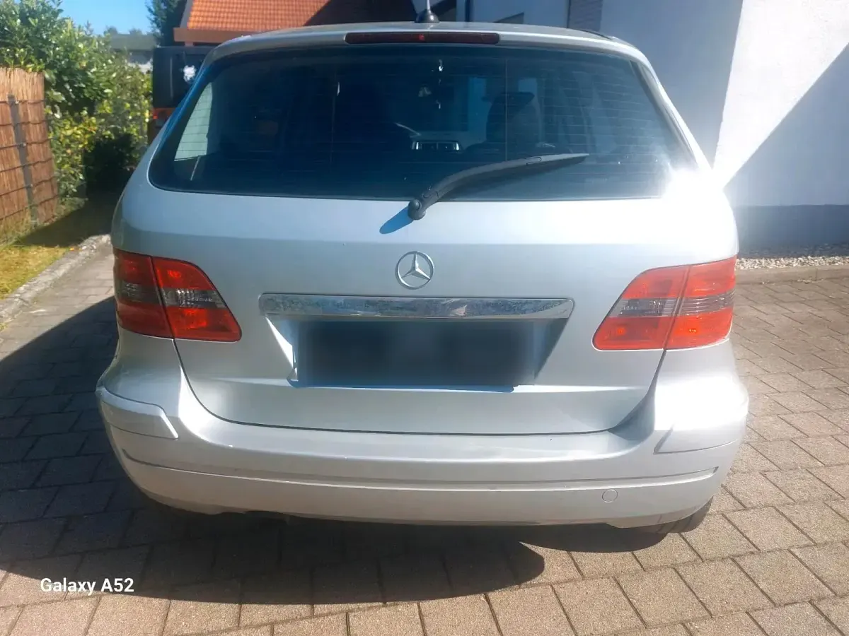 Gebraucht Mercedes B170 116 PS (85 kW) 2005 Silber Van / Kleinbus