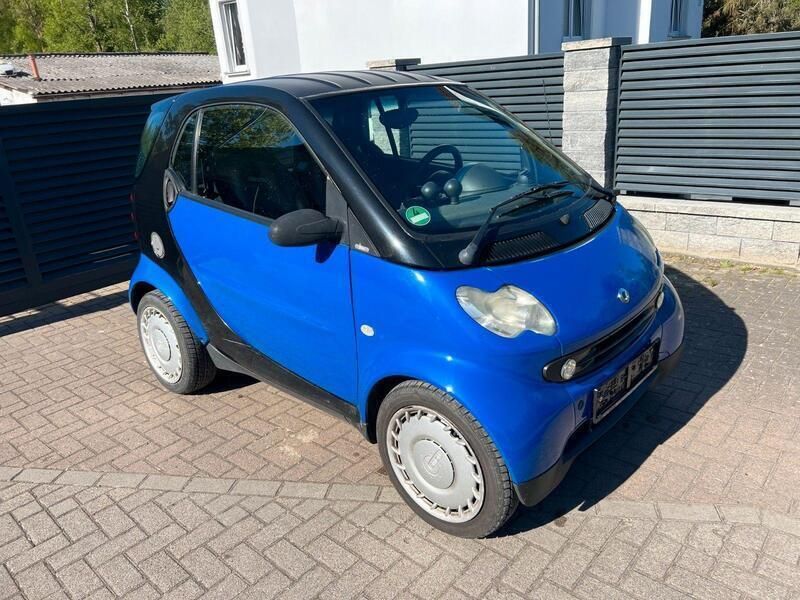 Schwarz Gebraucht 2002 Smart ForTwo Coupé Pure Coupé | 1.950 € - Bild 1/4