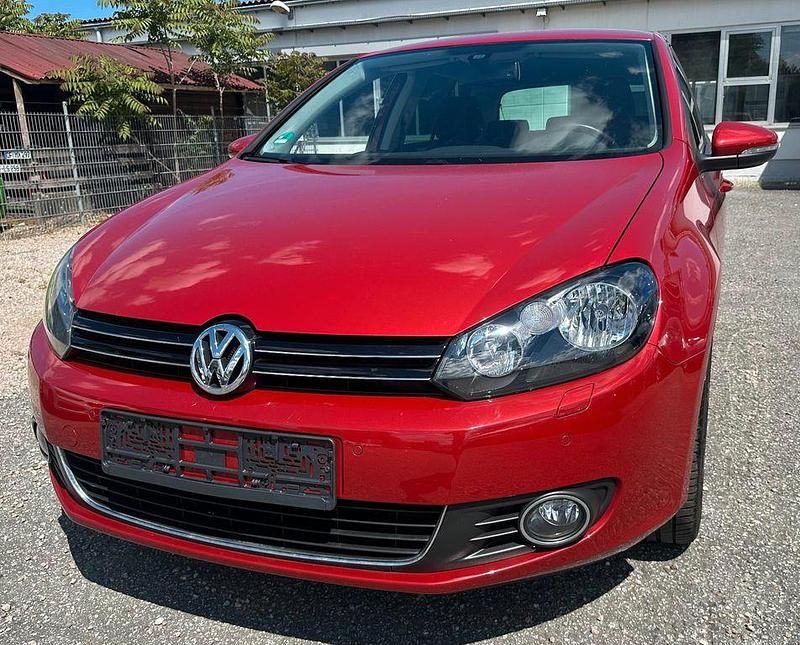 Rot Gebraucht 2009 VW Golf VI Highline Kleinwagen | 7.700 € (Etwas zu teuer) - Bild 1/4