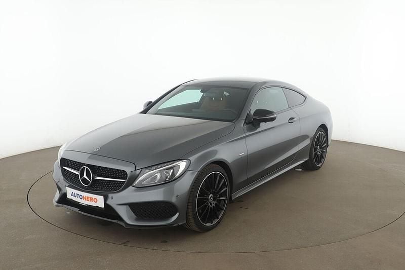 Gebraucht Mercedes C180 AMG line 2018 Grau Coupé