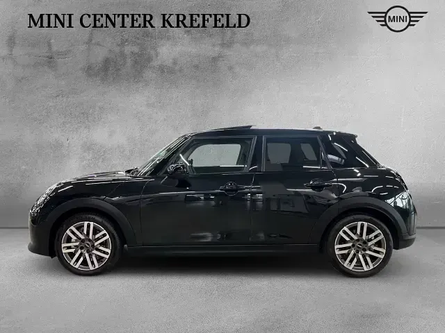 Gebraucht Mini Cooper Classic 156 PS (114 kW) 2025 Schwarz Kleinwagen
