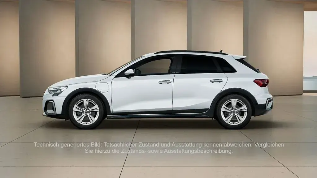 Gebraucht Audi A3 e-tron Ambiente 204 PS (150 kW) 2025 Gletscherweiß metallic Kleinwagen