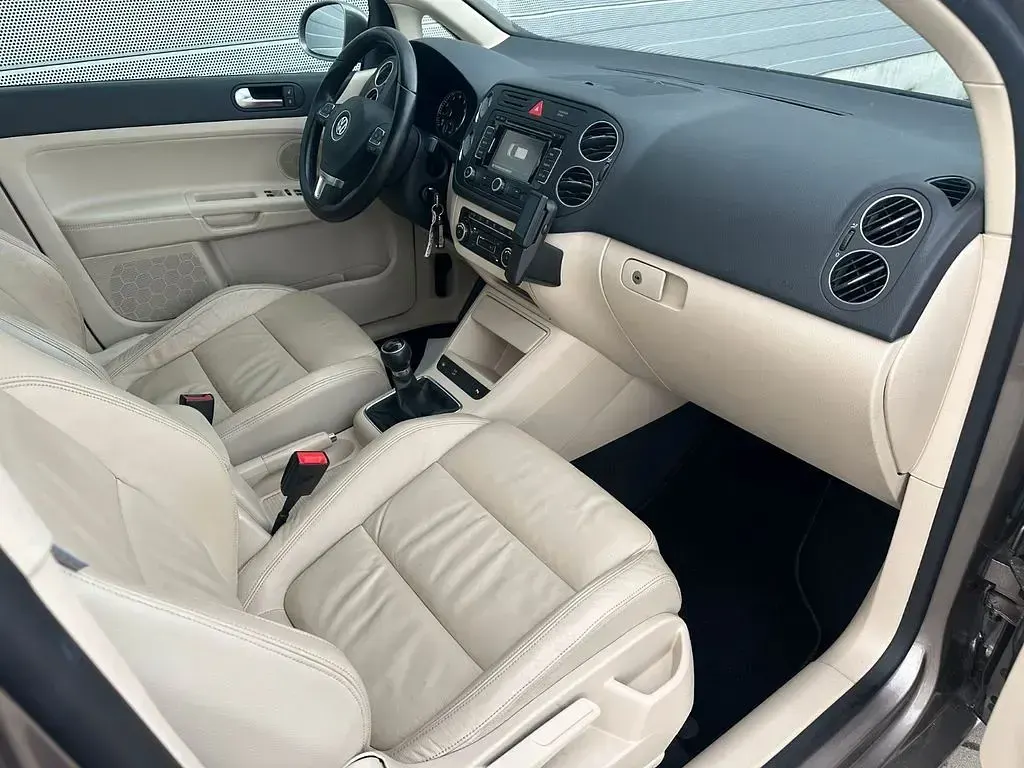 Gebraucht VW Golf Plus Cross Highline 122 PS (89 kW) 2011 Braun Van / Kleinbus