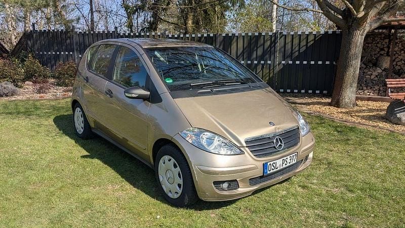 Gebraucht Mercedes A150 Elegance 95 PS (69 kW) 2006 Gold Van / Kleinbus