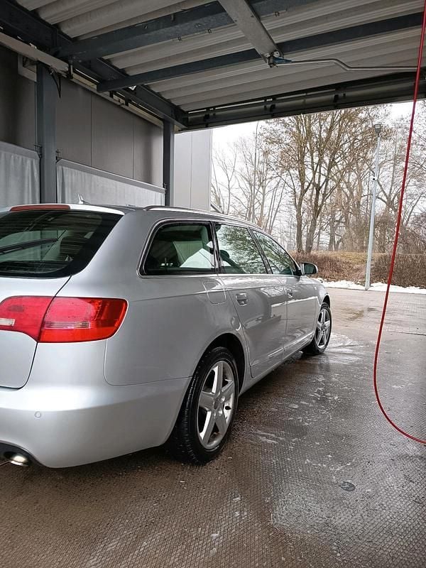 Grün Gebraucht 2007 Audi A6 Limousine | 3.000 € (Superpreis) - Bild 1/4