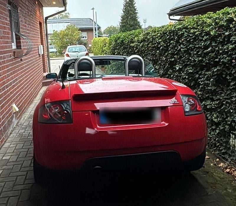 Gebraucht Audi TT Roadster 201 PS (147 kW) 2000 Rot Cabrio
