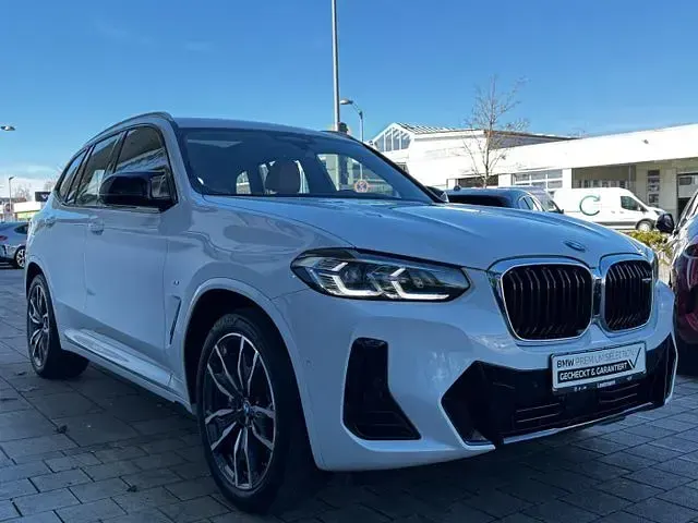 Gebraucht BMW X3 Performance 340 PS (250 kW) 2023 Alpinweiß uni SUV