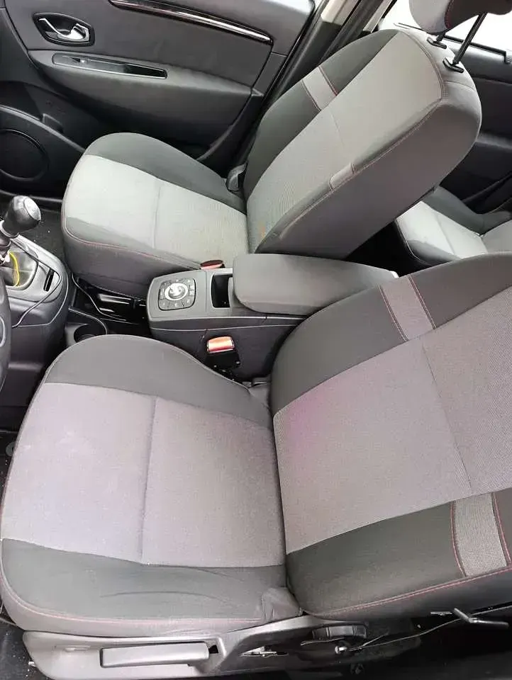 Gebraucht Renault Scénic III Dynamique 116 PS (85 kW) 2013 Grau Kombi
