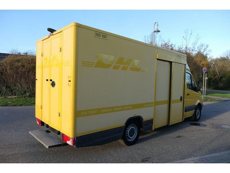 Second-hand Mercedes Sprinter 95 CP (69 kW) 2011 Galben Van