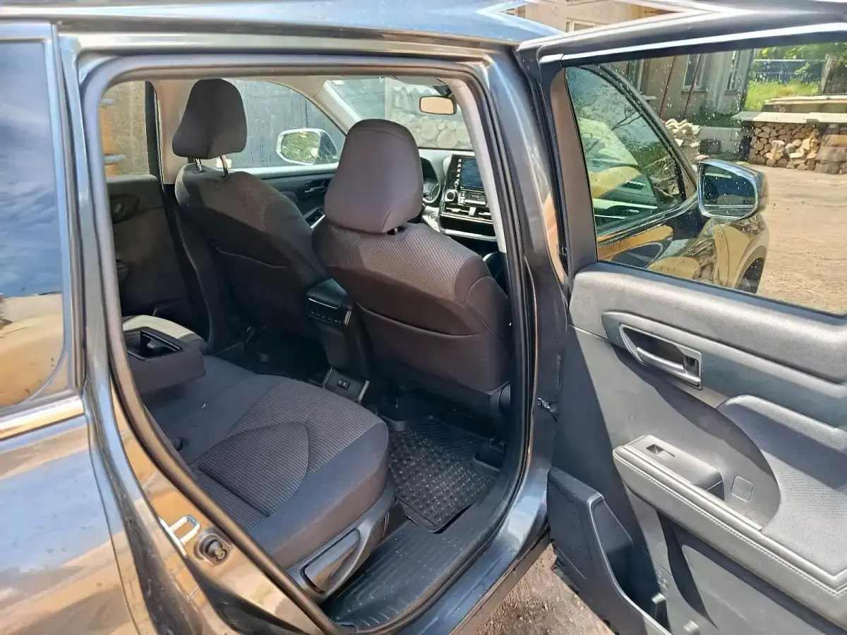 Gebraucht Toyota Highlander 293 PS (215 kW) 2020 Grau SUV