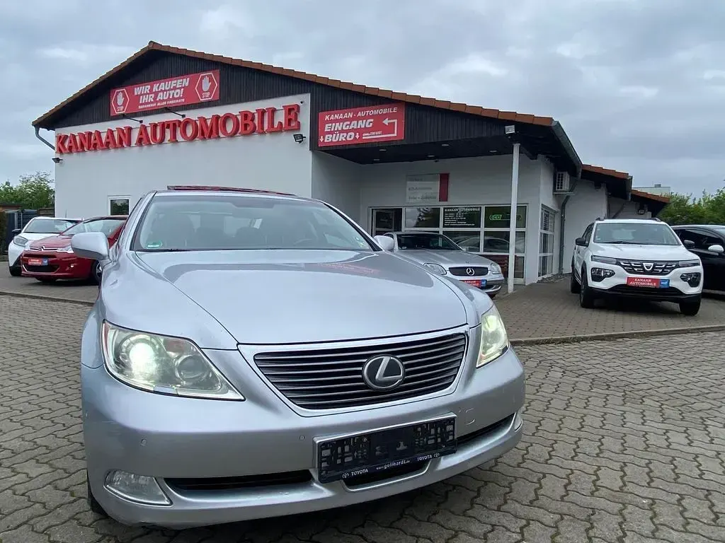 Gebraucht Lexus LS460 367 PS (269 kW) 2009 Silber Limousine