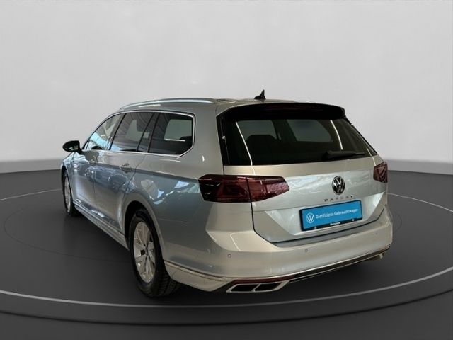 Gebraucht VW Passat Elegance 200 PS (147 kW) 2024 Andere farbe Kombi