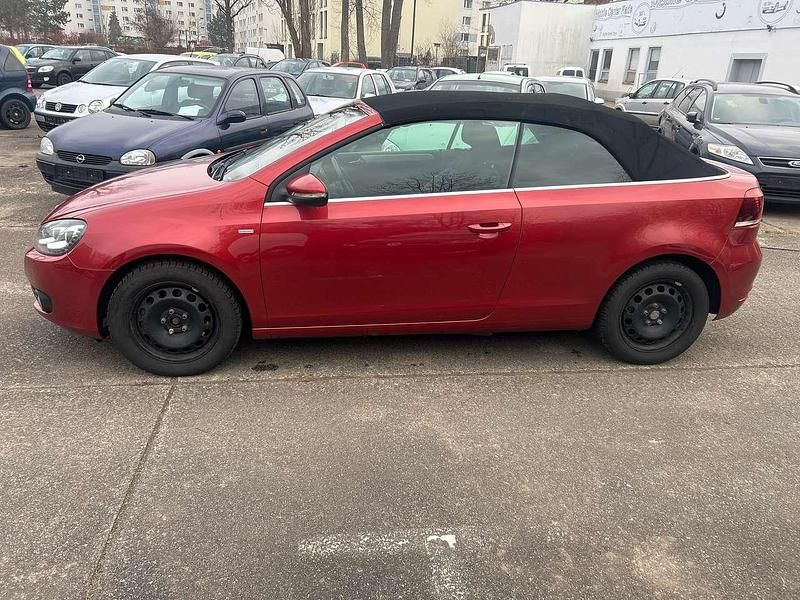 Gebraucht VW Golf Cabriolet Life 140 PS (102 kW) 2013 Sunset red metallic Cabrio