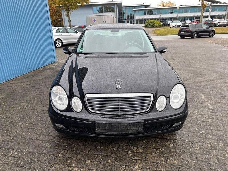 Usata Mercedes E280 231 CV (169 kW) 2005 Nero Berlina
