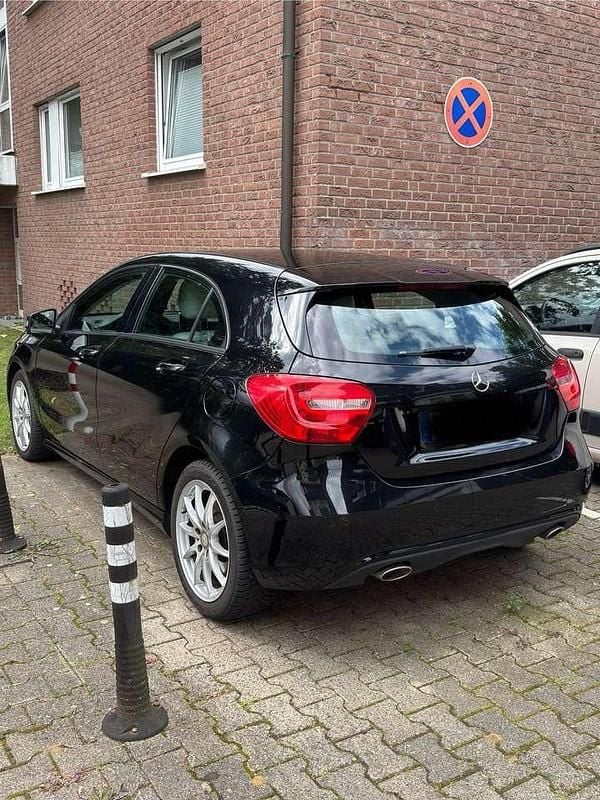 Gebraucht Mercedes A220 170 PS (125 kW) 2013 Schwarz Kleinwagen
