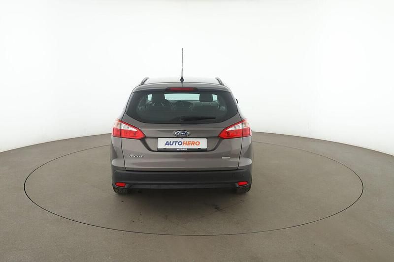 Gebraucht Ford Focus SYNC Edition 125 PS (91 kW) 2014 Grau Kombi