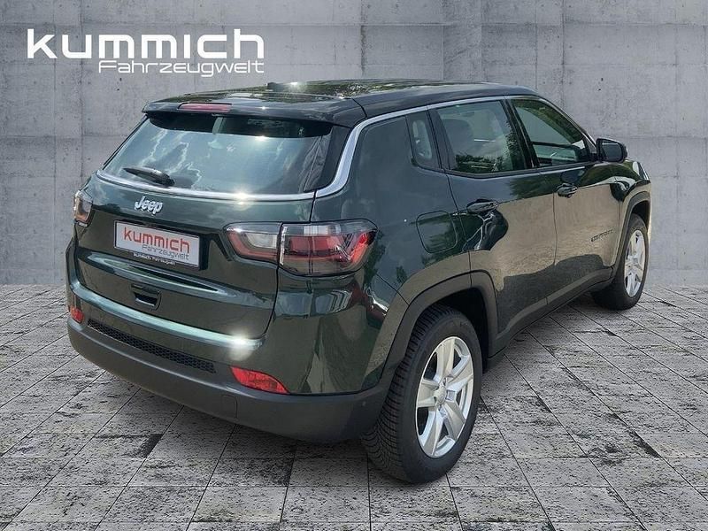 Uusi Jeep Compass Altitude 129 HP (94 kW) 2025 Musta Katumaasturi