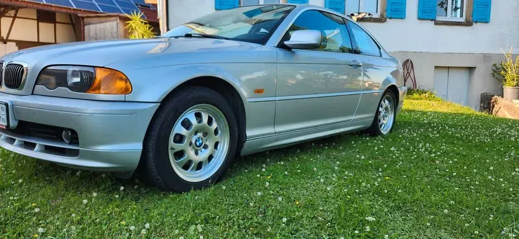 Gebraucht BMW 320 150 PS (110 kW) 1999 Silber Coupé