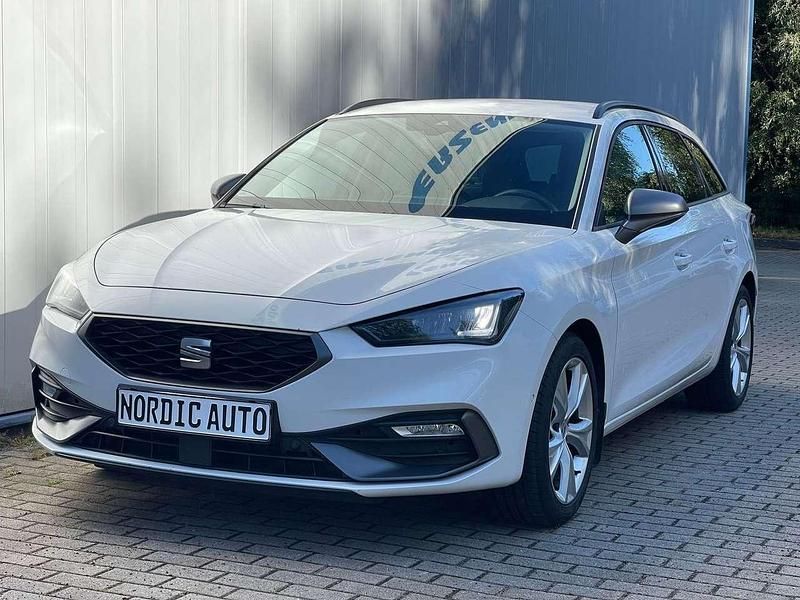 Weiß Gebraucht 2022 Seat Leon Beats Kombi | 19.995 € (Guter Preis) - Bild 1/4