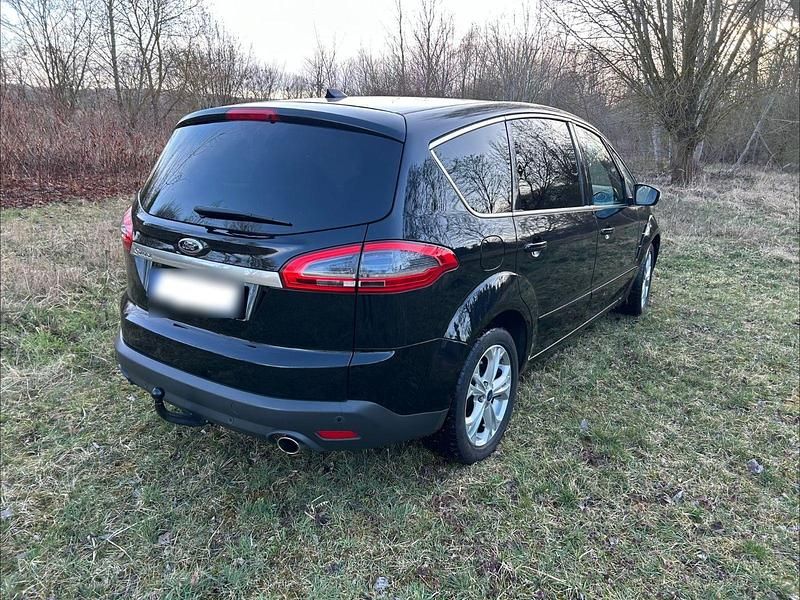 Gebraucht Ford S-MAX Titanium 200 PS (147 kW) 2014 Schwarz Van / Kleinbus