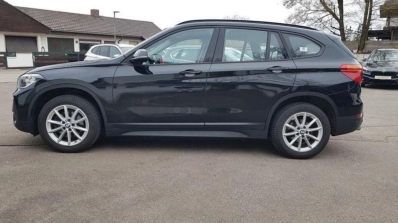Gebraucht BMW X1 Advantage 140 PS (102 kW) 2020 Schwarz SUV