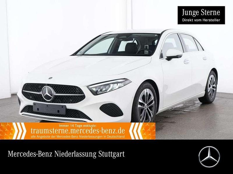 Weiß Gebraucht 2024 Mercedes A200 Progressive Limousine | 31.990 € (Fairer Preis) - Bild 1/3