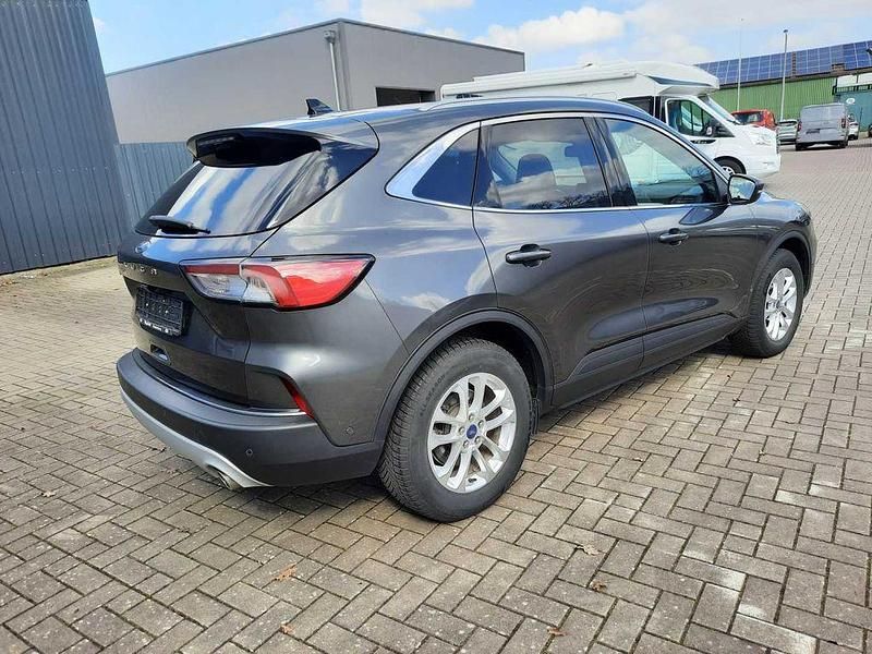 Gebraucht Ford Kuga Titanium 150 PS (110 kW) 2020 Magneticgrau SUV