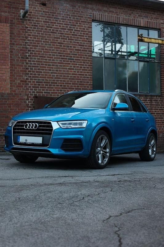 Blau Gebraucht 2016 Audi Q3 Ambiente SUV | 13.500 € (Superpreis) - Bild 1/4