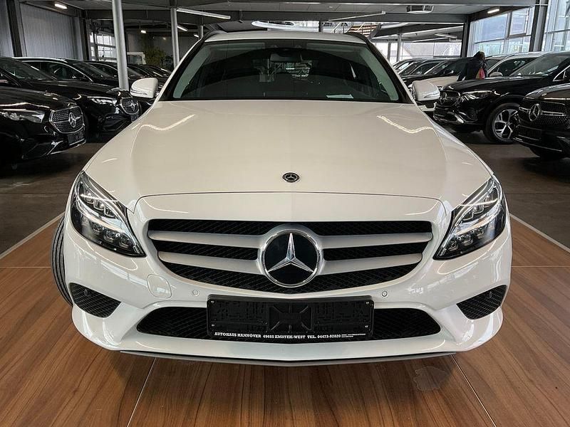 Gebraucht Mercedes C180 Business 122 PS (89 kW) 2021 Weiß Limousine
