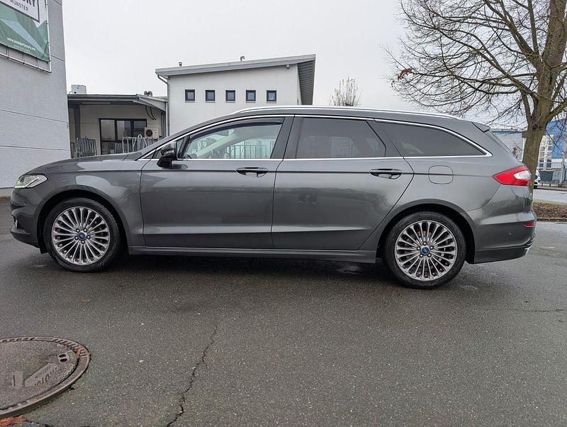 Gebraucht Ford Mondeo Titanium 180 PS (132 kW) 2017 Grau Kombi
