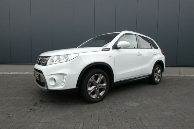 Gebraucht Suzuki Vitara Comfort 120 PS (88 kW) 2018 Weiß SUV