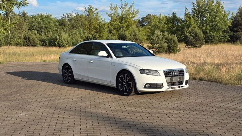 Weiß Gebraucht 2008 Audi A4 S-line plus Limousine | 5.999 € (Teuer) - Bild 1/4