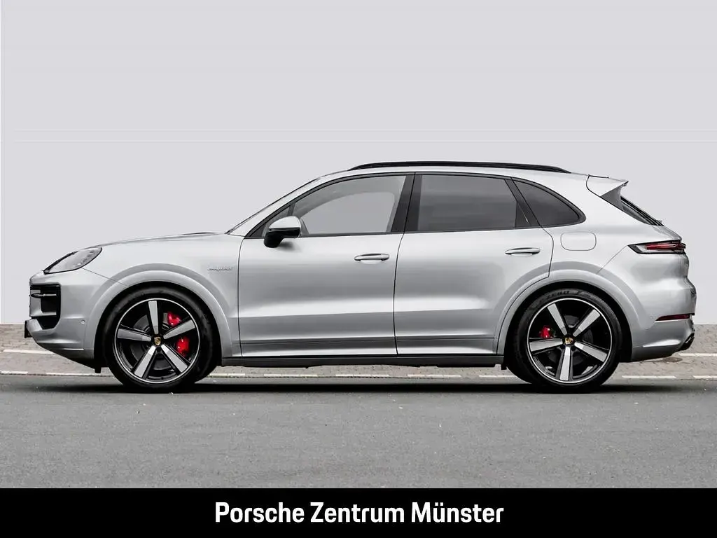 Gebraucht Porsche Cayenne S E-Hybrid 519 PS (381 kW) 2024 Silber SUV