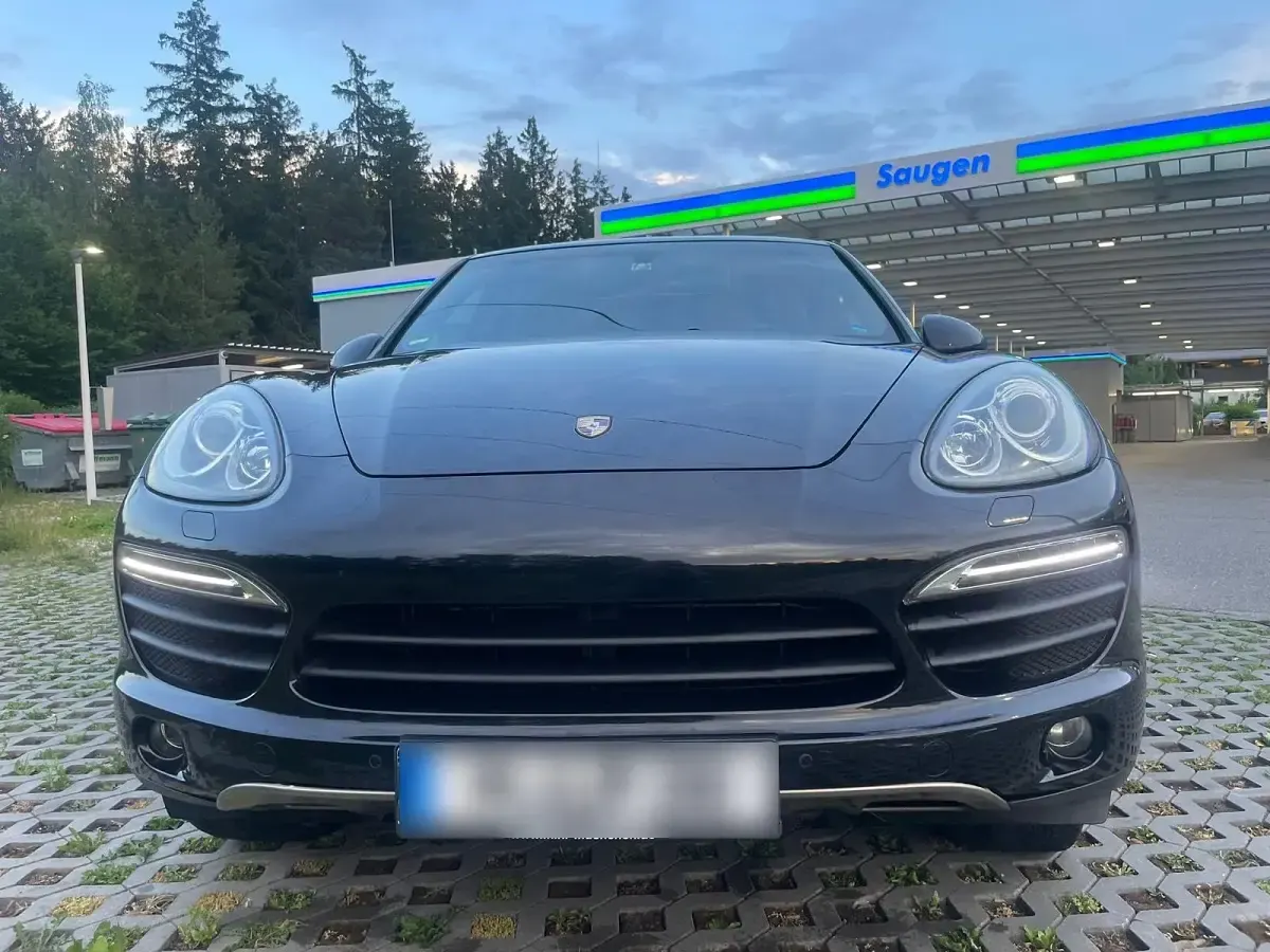 Gebraucht Porsche Cayenne S 400 PS (294 kW) 2010 Schwarz SUV